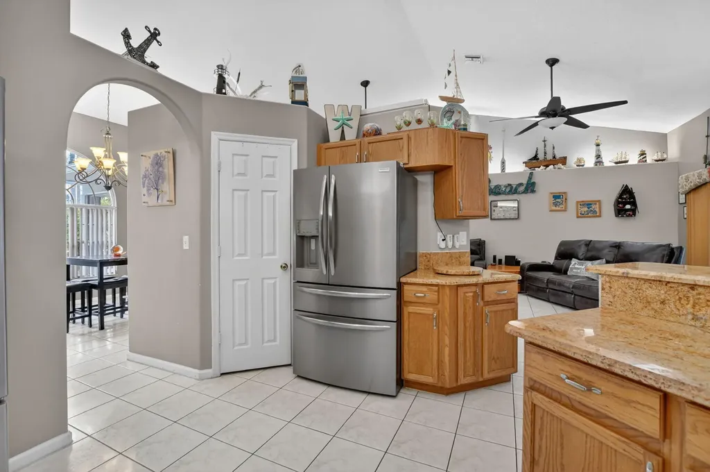 16074 66th Court N The Acreage FL 33470
