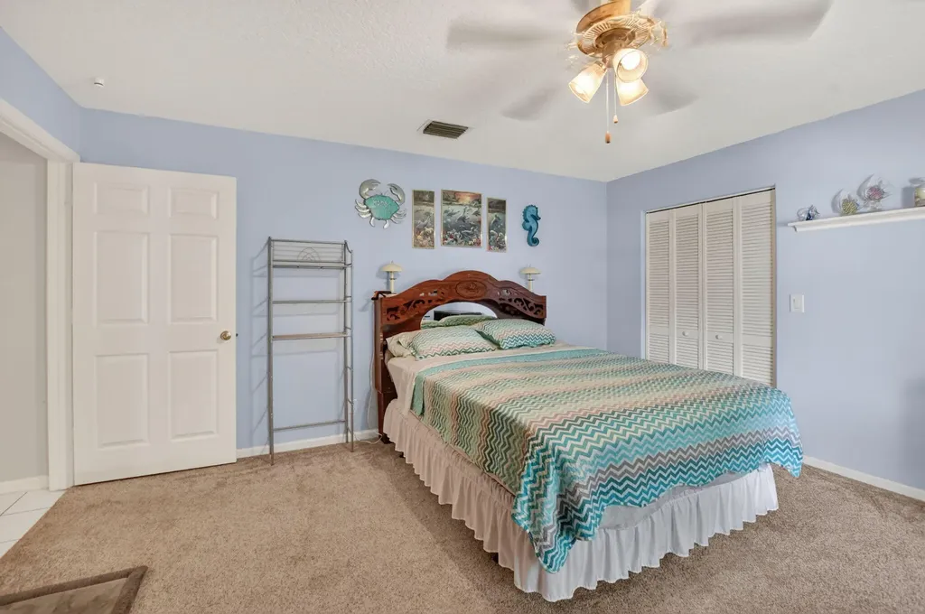 16074 66th Court N The Acreage FL 33470