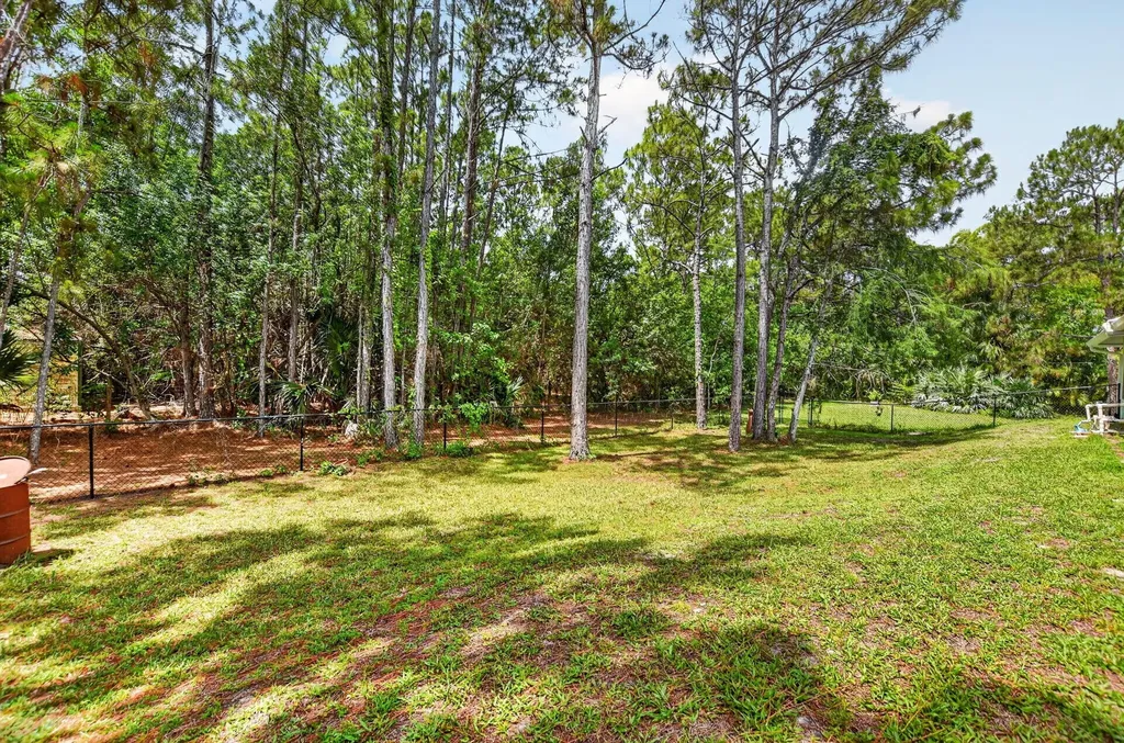 16074 66th Court N The Acreage FL 33470