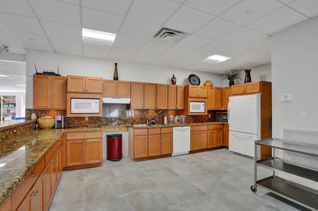 405 N Ocean Boulevard Pompano Beach FL 33062