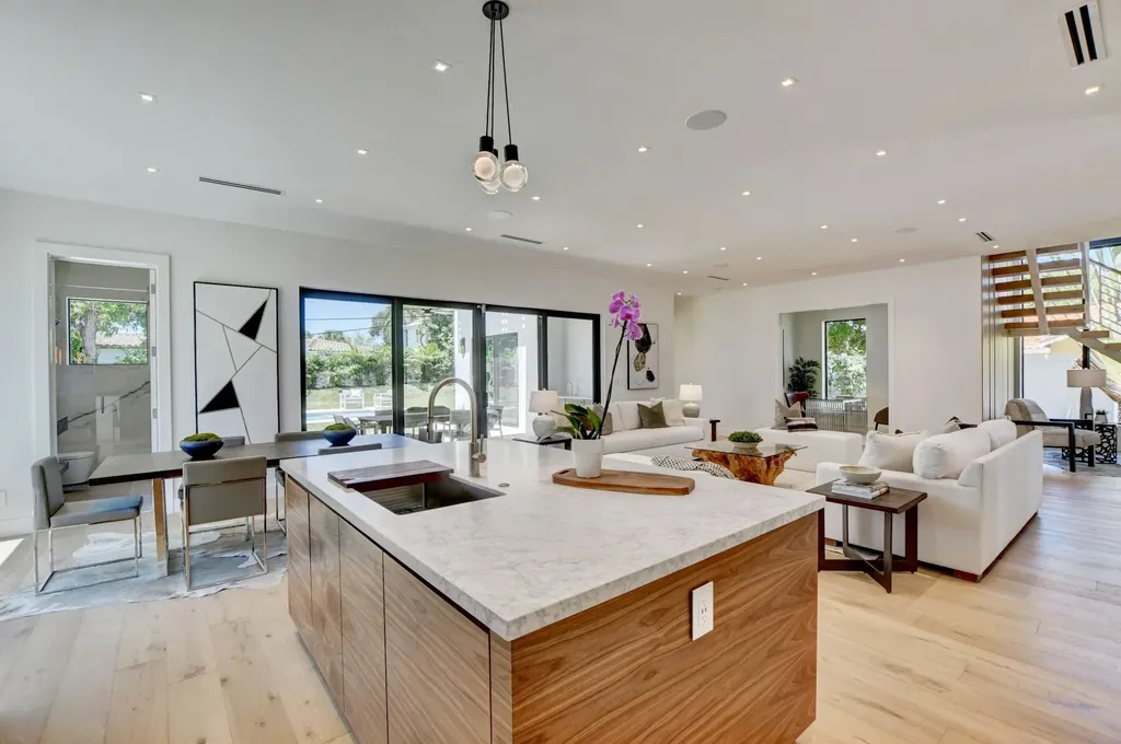 855 NW 4th Avenue Boca Raton FL 33432