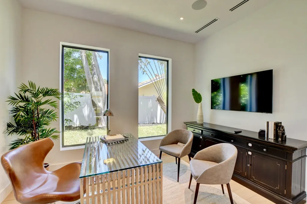 855 NW 4th Avenue Boca Raton FL 33432