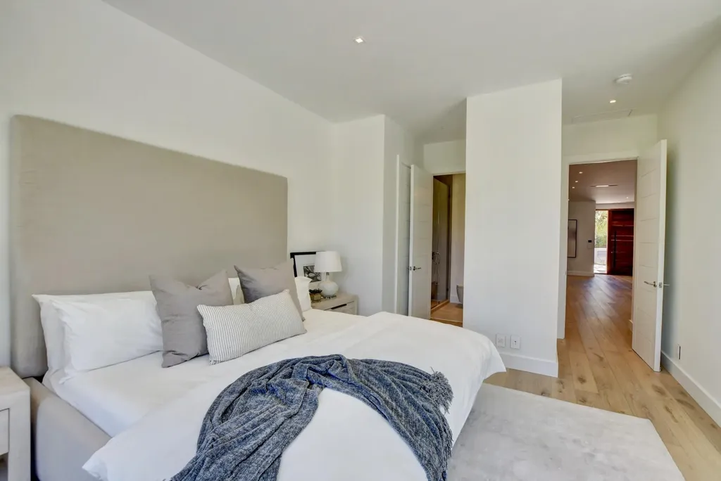 855 NW 4th Avenue Boca Raton FL 33432