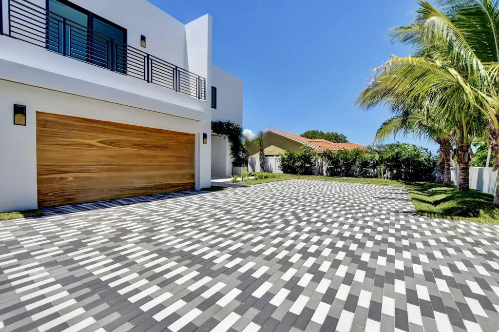 855 NW 4th Avenue Boca Raton FL 33432