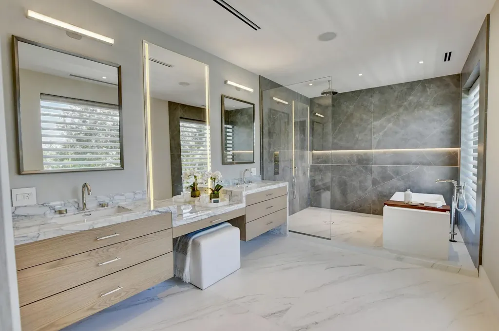 855 NW 4th Avenue Boca Raton FL 33432