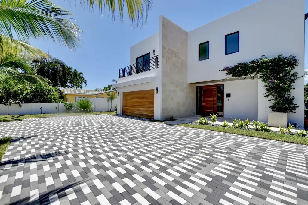 855 NW 4th Avenue Boca Raton FL 33432