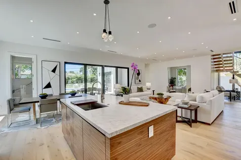 855 NW 4th Avenue Boca Raton FL 33432
