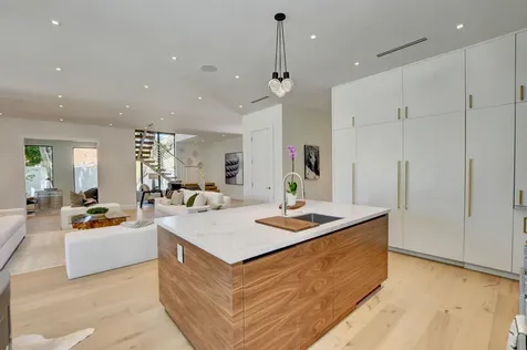 855 NW 4th Avenue Boca Raton FL 33432