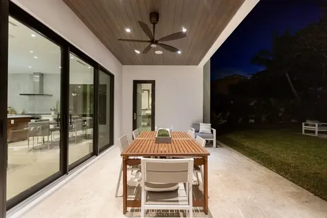 855 NW 4th Avenue Boca Raton FL 33432