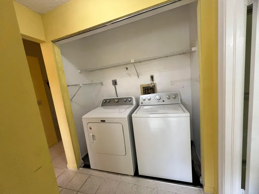 7649 Tahiti Lane Lake Worth FL 33467