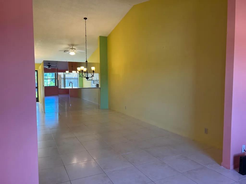 7649 Tahiti Lane Lake Worth FL 33467