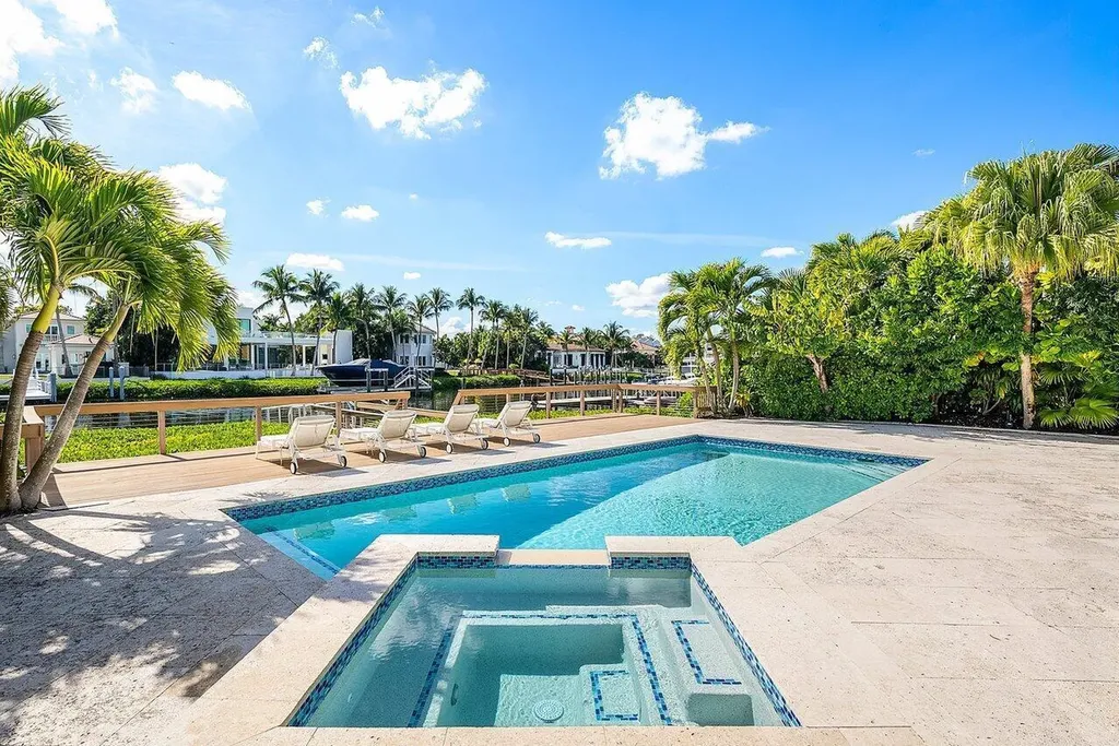 215 Island Drive Jupiter FL 33477