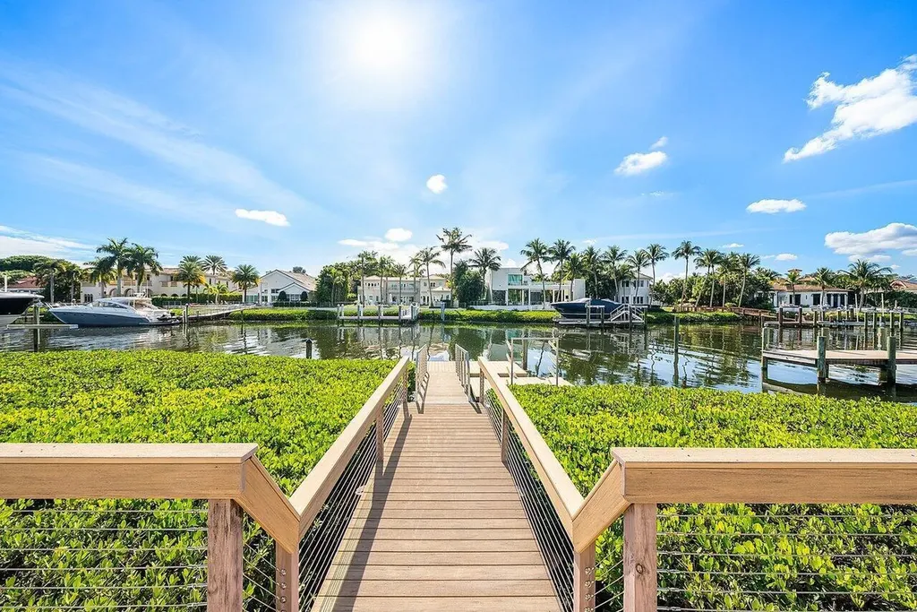 215 Island Drive Jupiter FL 33477