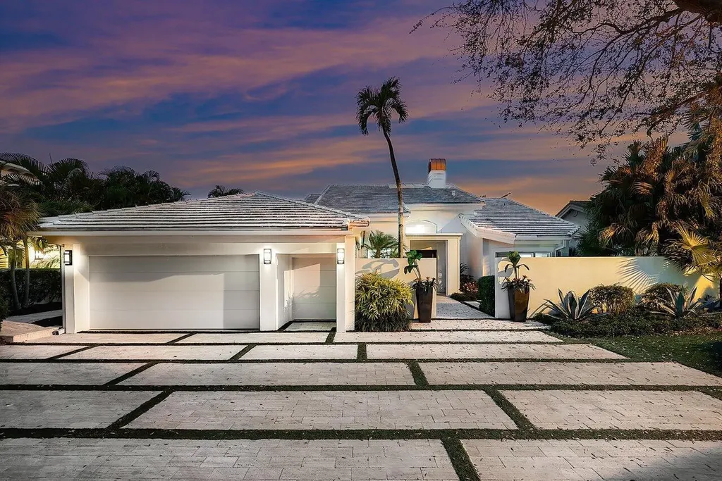 215 Island Drive Jupiter FL 33477