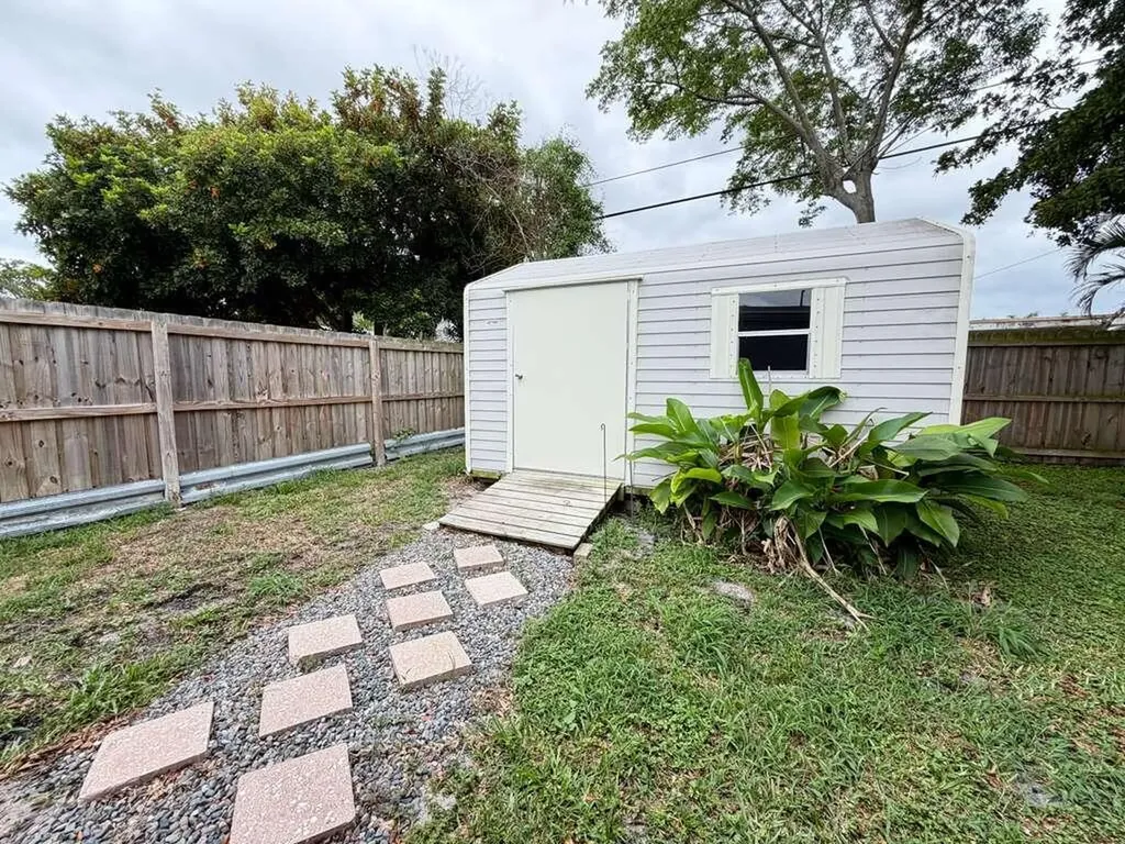 3640 Gull Road Palm Beach Gardens FL 33410