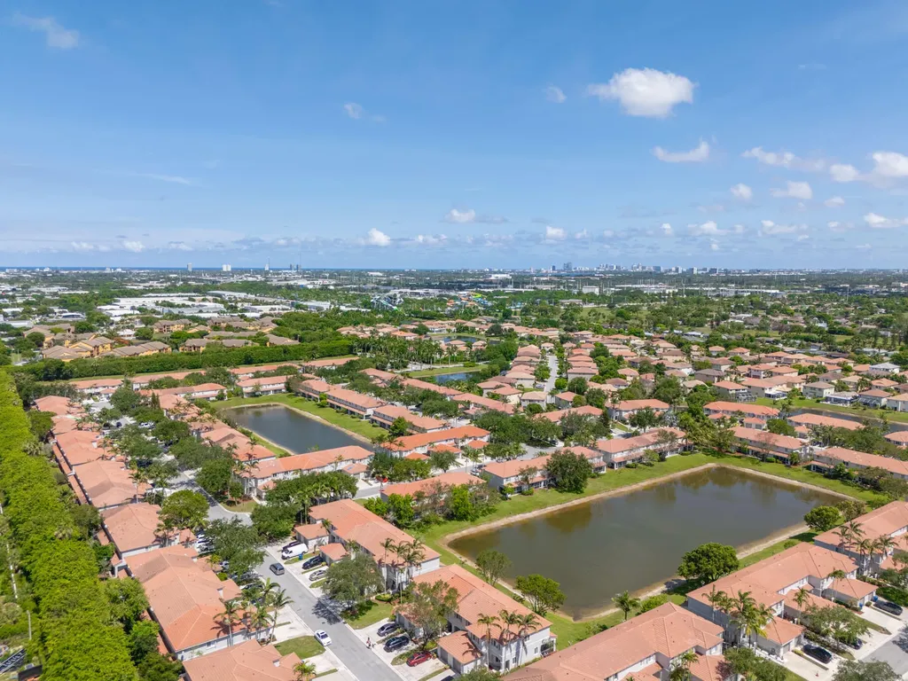 7118 Hawks Nest Terrace Riviera Beach FL 33407