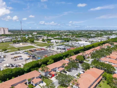 7118 Hawks Nest Terrace Riviera Beach FL 33407