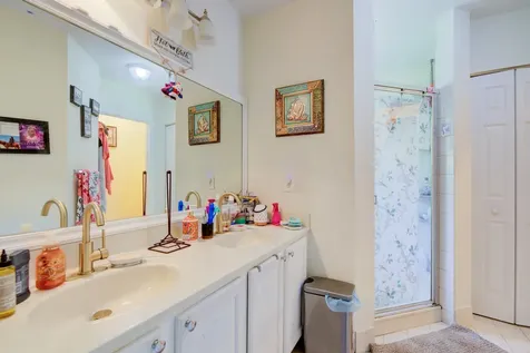 7118 Hawks Nest Terrace Riviera Beach FL 33407