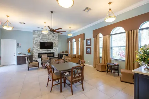 7118 Hawks Nest Terrace Riviera Beach FL 33407