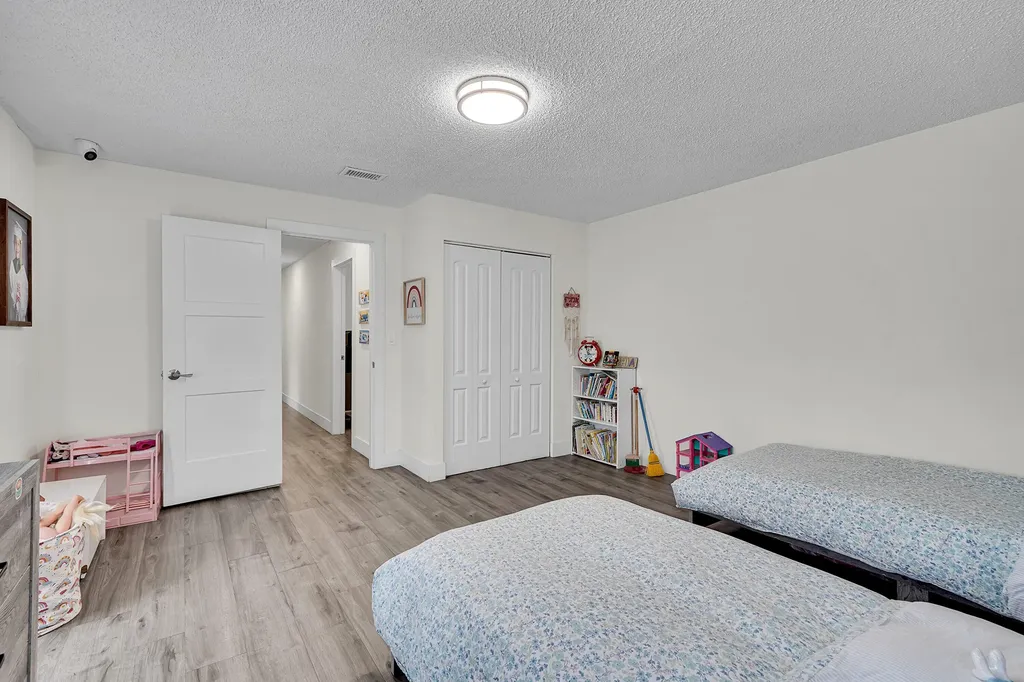10108 SW 53rd Court Cooper City FL 33328