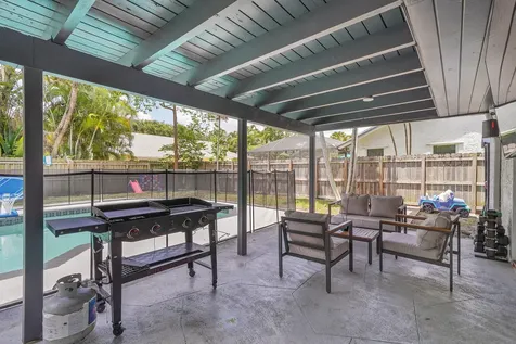 10108 SW 53rd Court Cooper City FL 33328