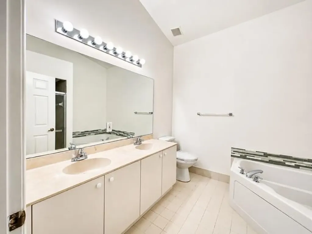 2480 S Coral Trace Circle S Delray Beach FL 33445