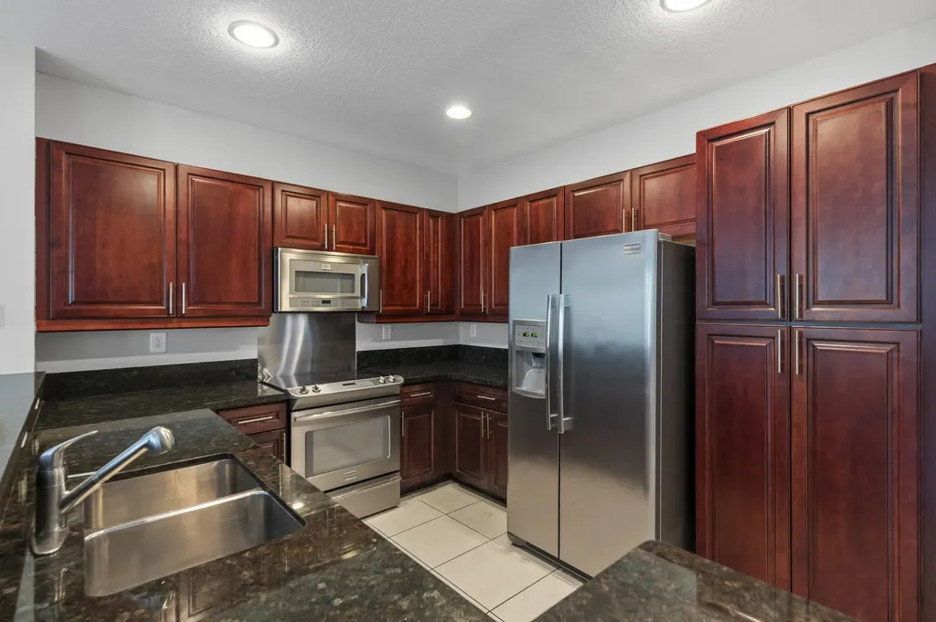 3238 SW 16th Terrace Fort Lauderdale FL 33315