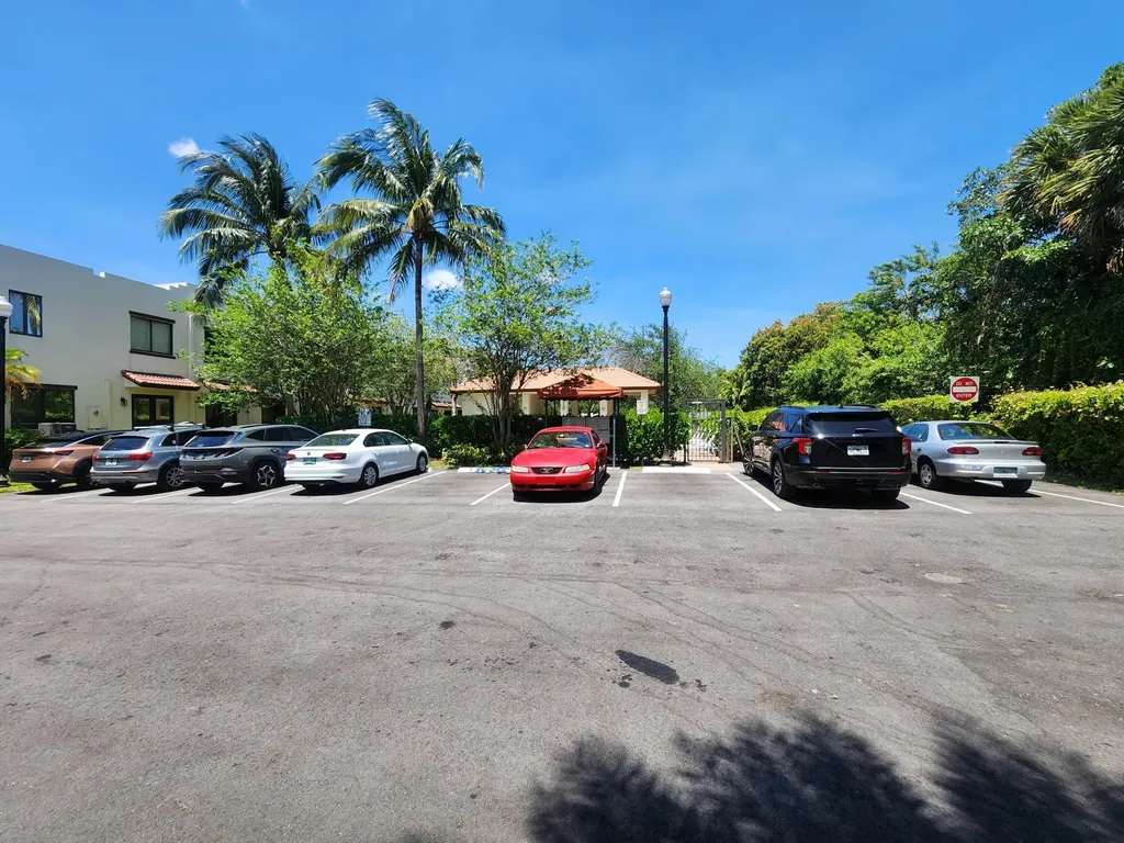 3238 SW 16th Terrace Fort Lauderdale FL 33315