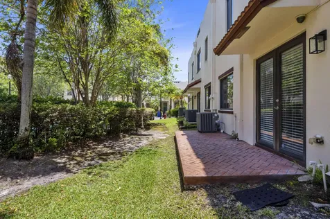 3238 SW 16th Terrace Fort Lauderdale FL 33315
