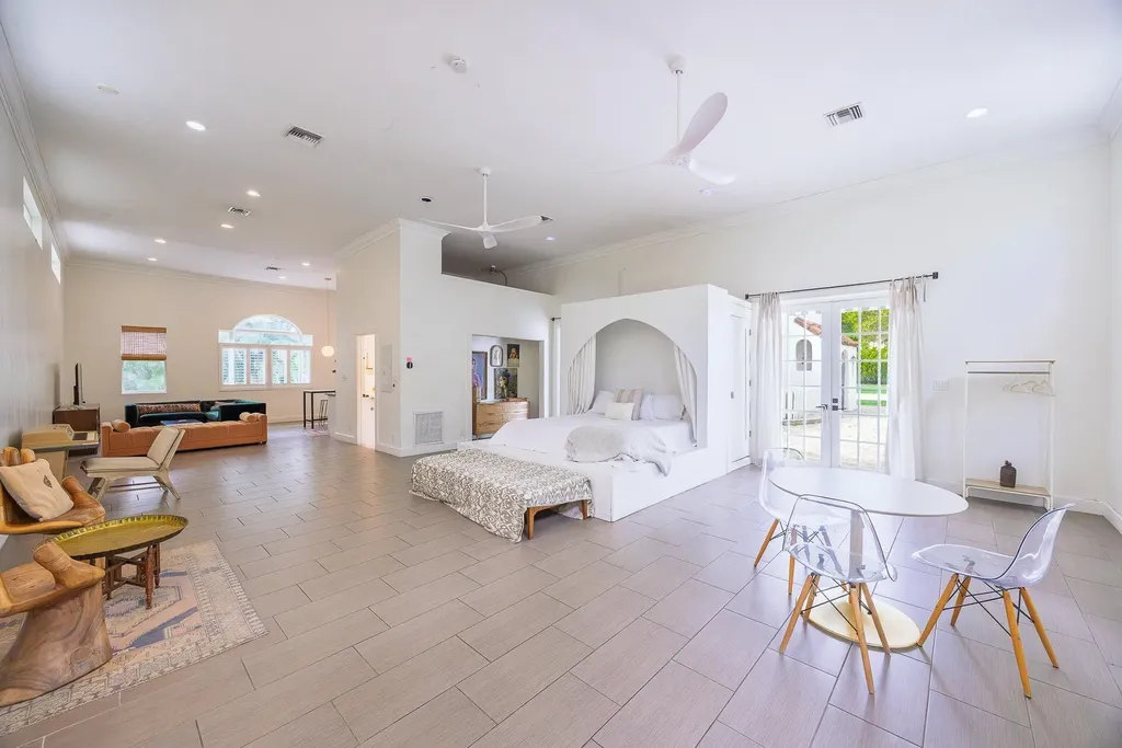 717 Forest Hill Boulevard West Palm Beach FL 33405