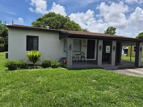 1760 NW 88th Street Miami FL 33147