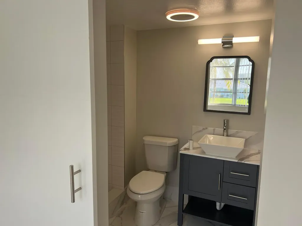 24 Abbey Lane Delray Beach FL 33446