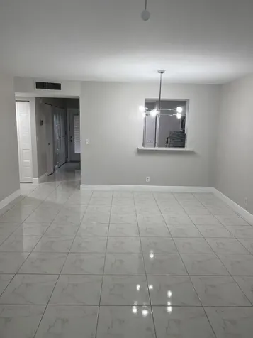 24 Abbey Lane Delray Beach FL 33446