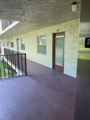 24 Abbey Lane Delray Beach FL 33446