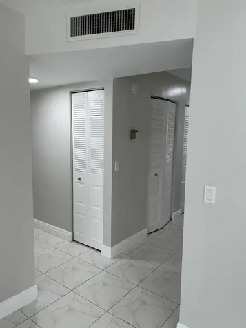 24 Abbey Lane Delray Beach FL 33446