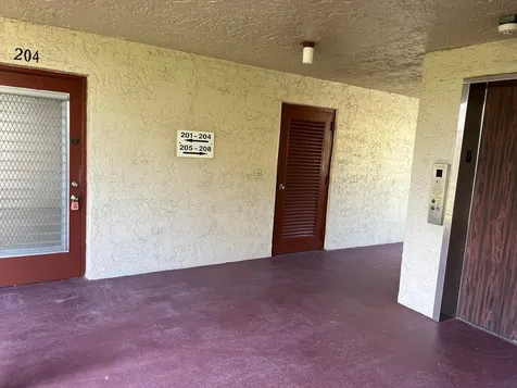 24 Abbey Lane Delray Beach FL 33446