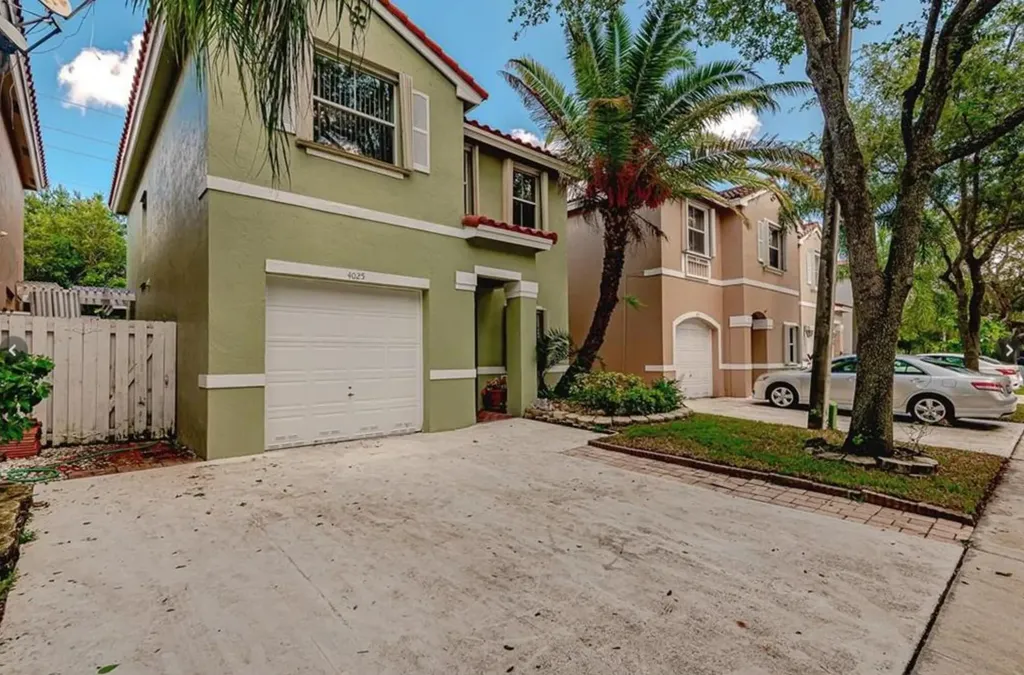 4025 Tree Tops Road Cooper City FL 33026