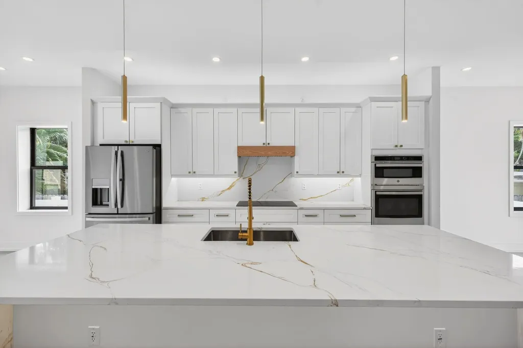 507 SW 11th Street Fort Lauderdale FL 33315