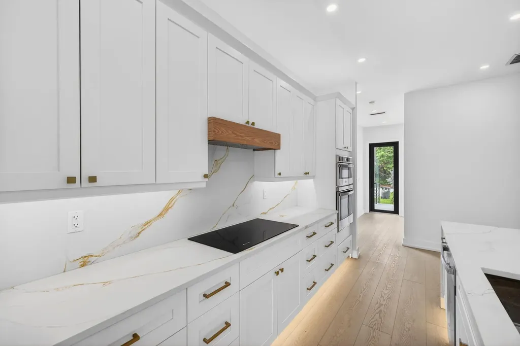 507 SW 11th Street Fort Lauderdale FL 33315