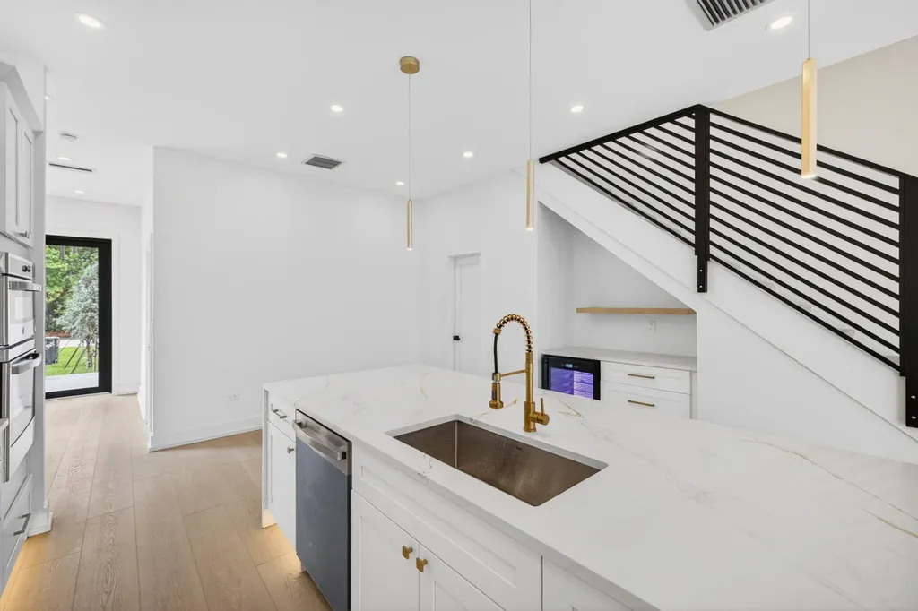 507 SW 11th Street Fort Lauderdale FL 33315