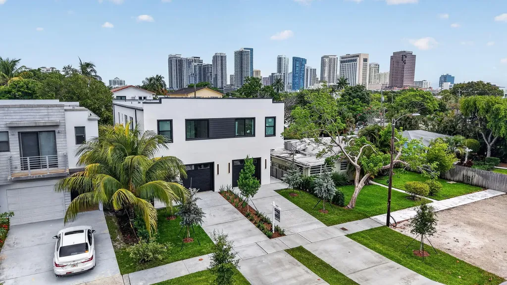 507 SW 11th Street Fort Lauderdale FL 33315
