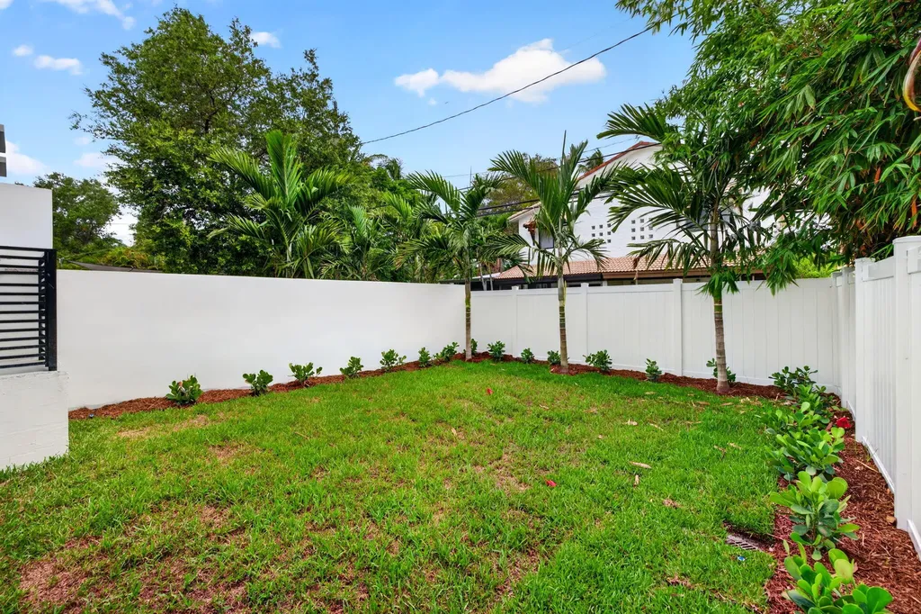 507 SW 11th Street Fort Lauderdale FL 33315
