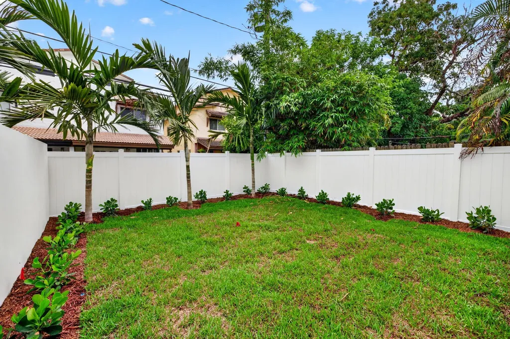 507 SW 11th Street Fort Lauderdale FL 33315