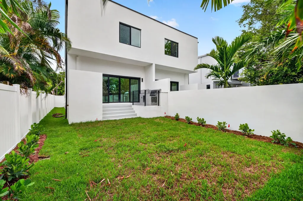 507 SW 11th Street Fort Lauderdale FL 33315