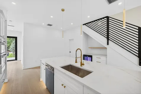507 SW 11th Street Fort Lauderdale FL 33315