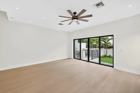 507 SW 11th Street Fort Lauderdale FL 33315