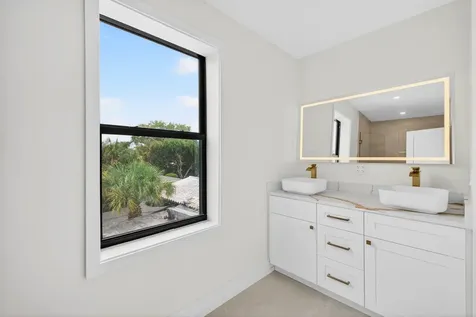 507 SW 11th Street Fort Lauderdale FL 33315