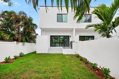 507 SW 11th Street Fort Lauderdale FL 33315