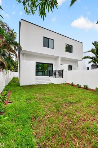507 SW 11th Street Fort Lauderdale FL 33315