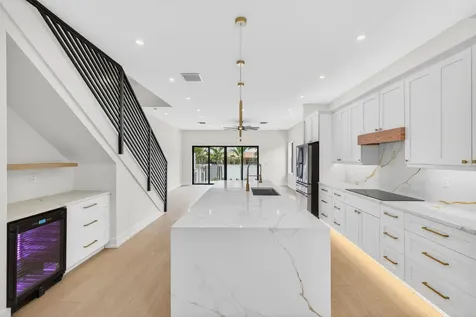 507 SW 11th Street Fort Lauderdale FL 33315